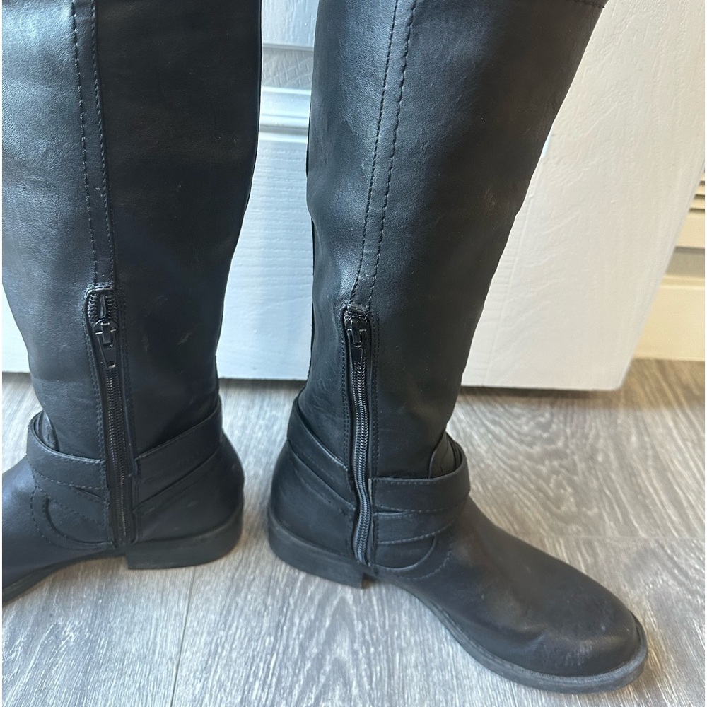 Guess Boots - Picture 2 of 11